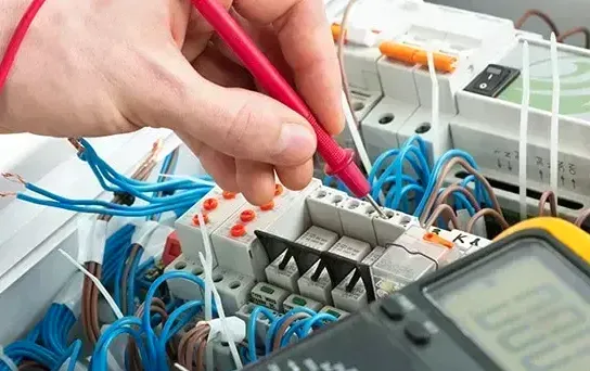 Professional electrician in Colindale